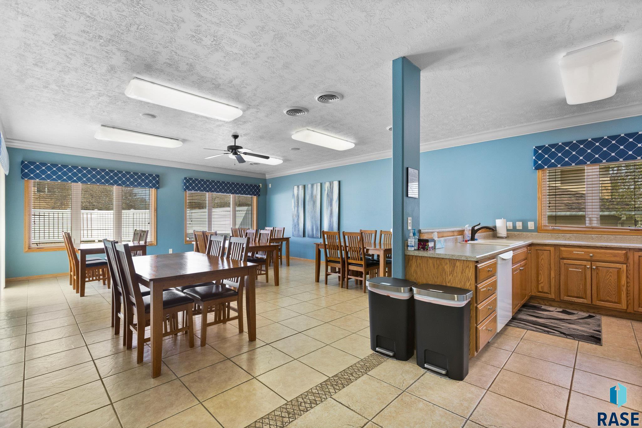 Condominium in Sioux Falls SD 5919 S Grand Lodge Pl Place #37 34.jpg