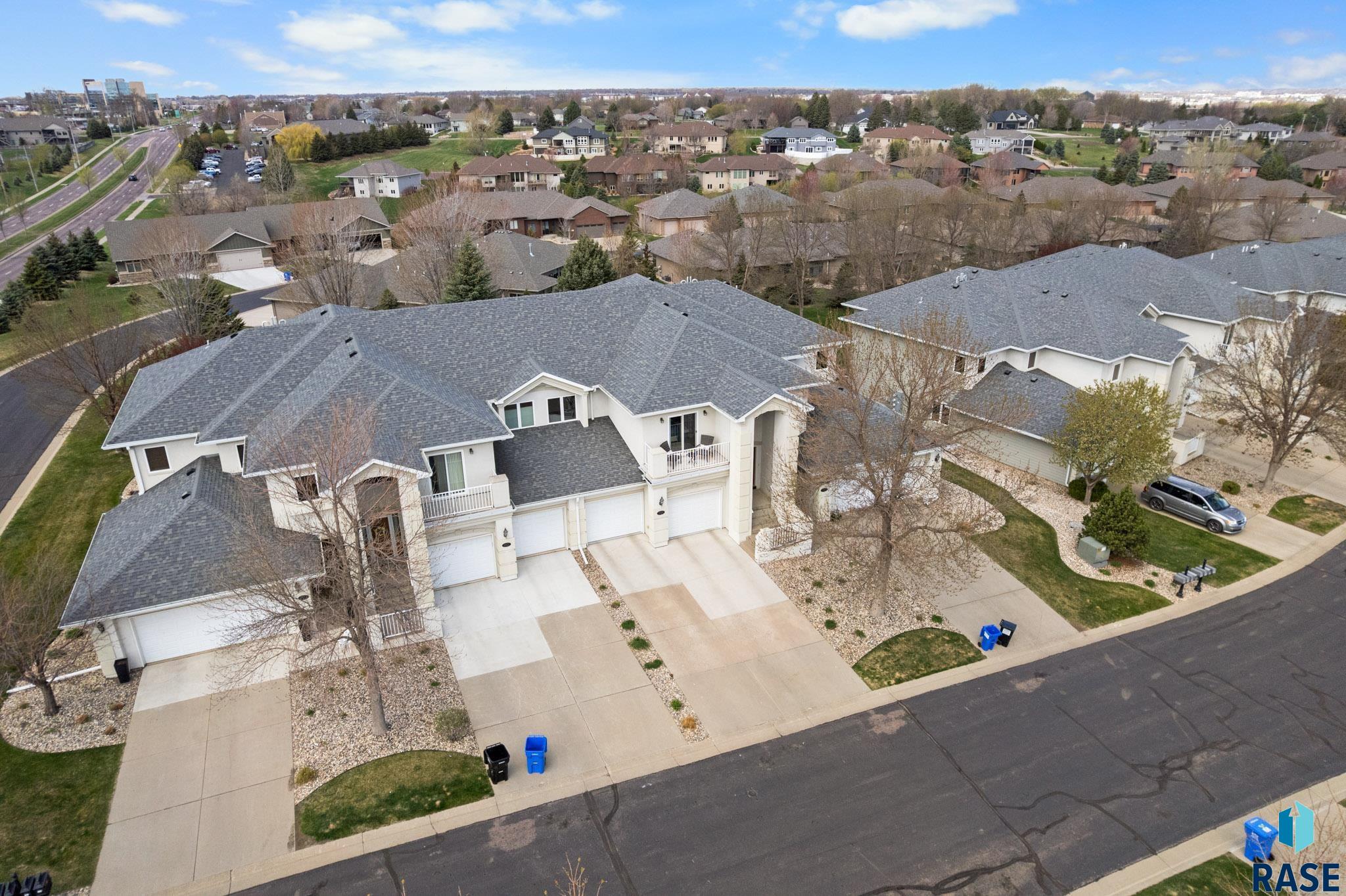 Condominium in Sioux Falls SD 5919 S Grand Lodge Pl Place #37 32.jpg