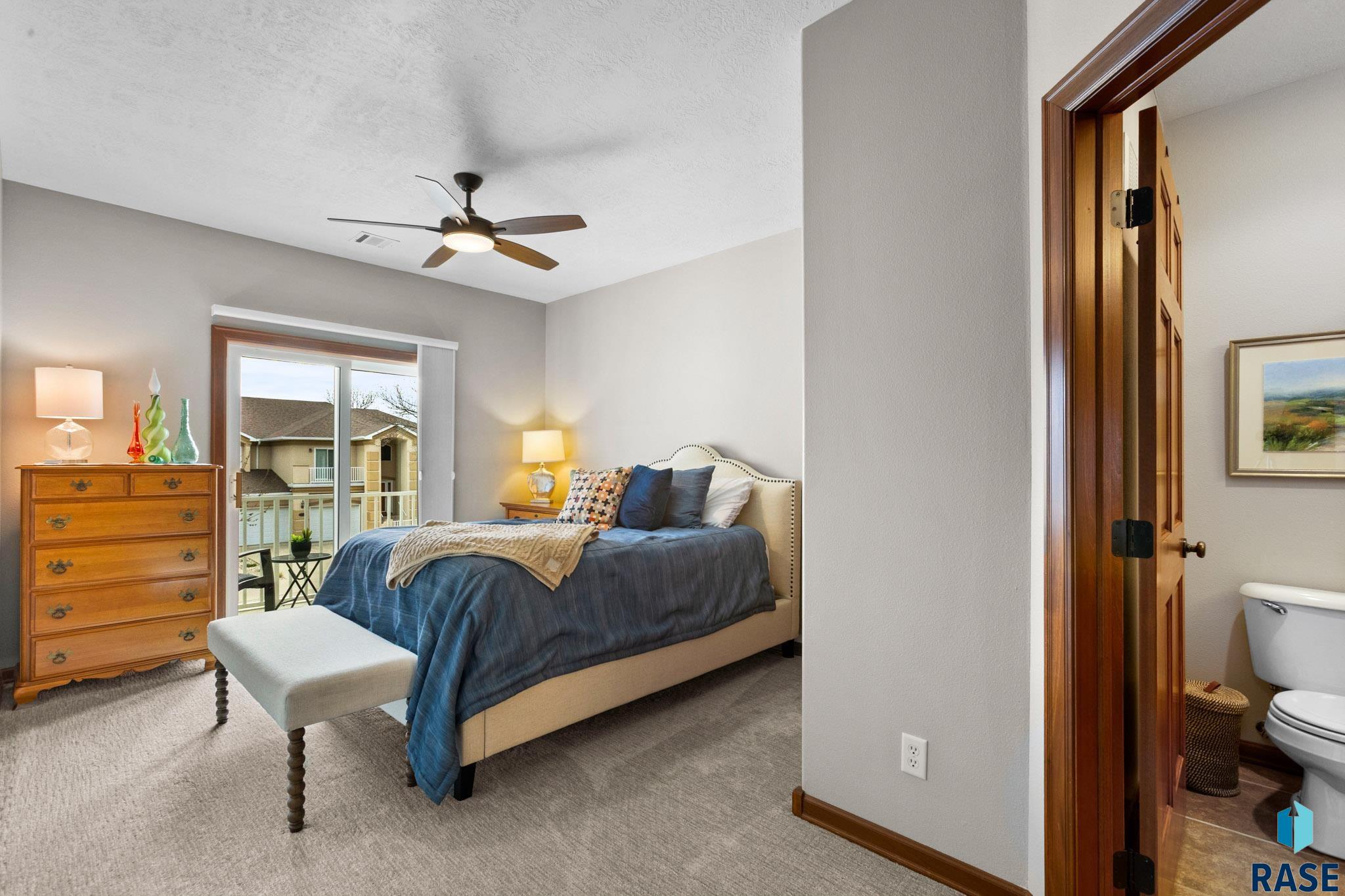 Condominium in Sioux Falls SD 5919 S Grand Lodge Pl Place #37 25.jpg