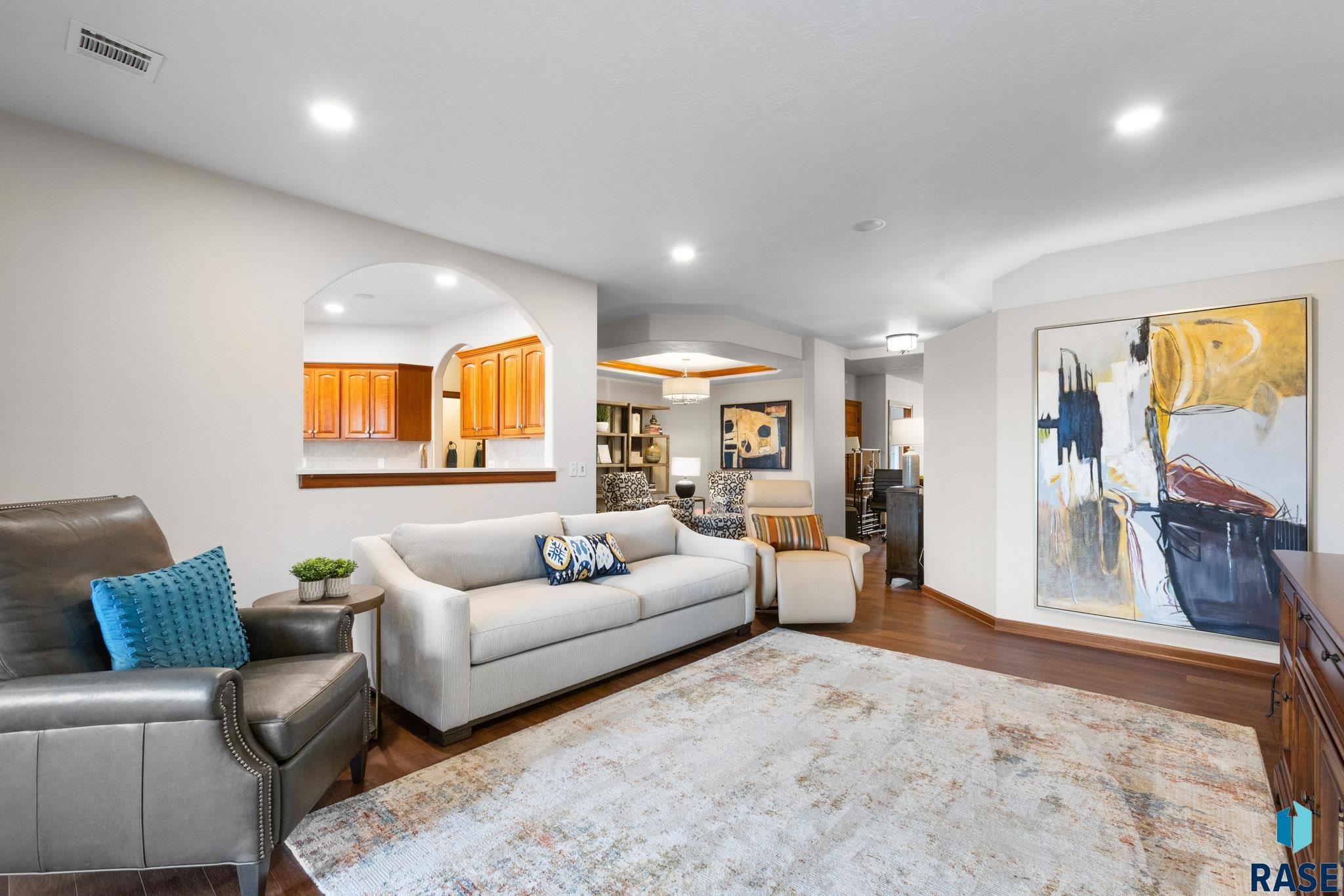 Condominium in Sioux Falls SD 5919 S Grand Lodge Pl Place #37 2.jpg