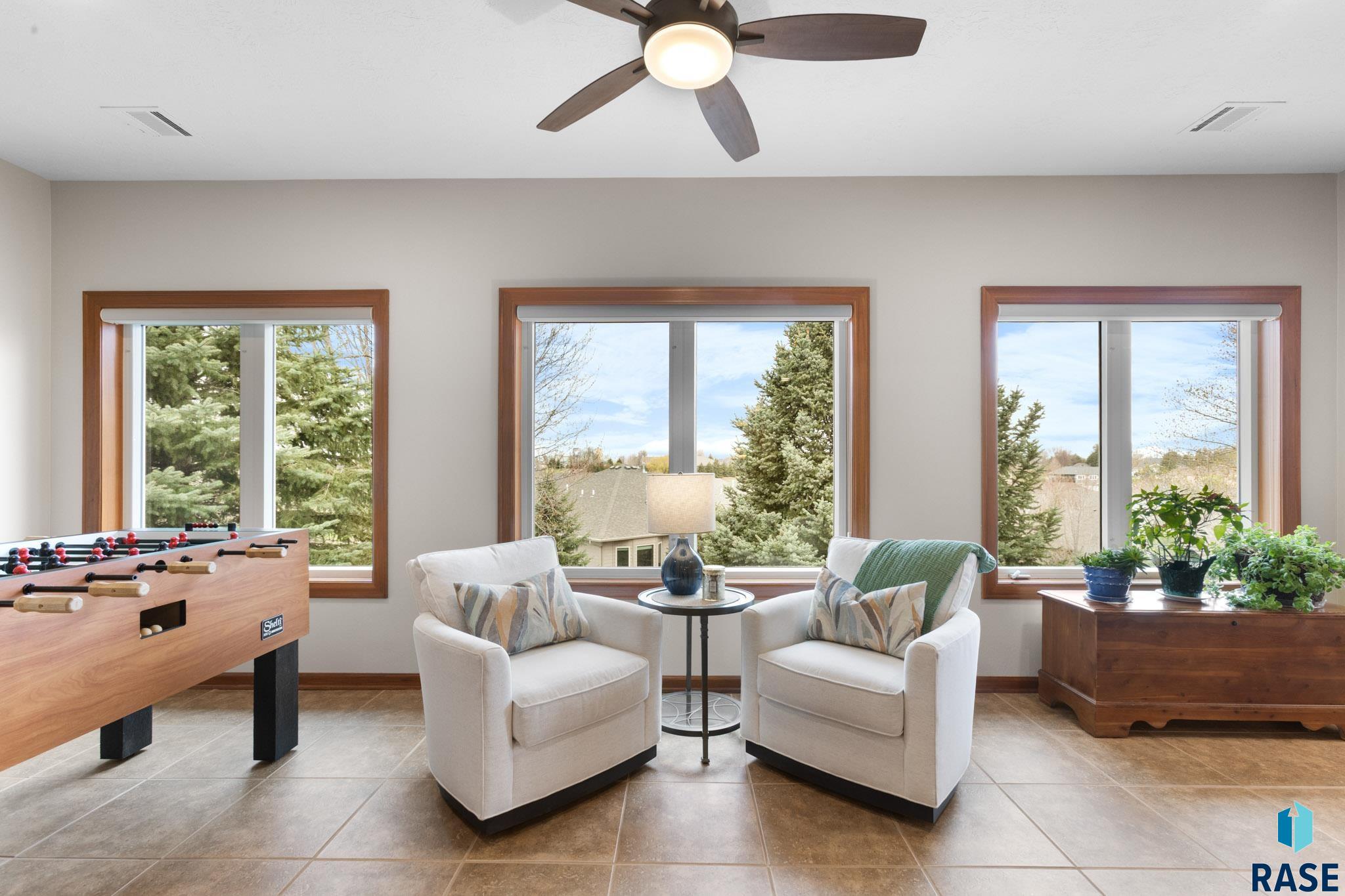 Condominium in Sioux Falls SD 5919 S Grand Lodge Pl Place #37 13.jpg