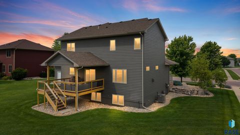 Single Family Residence in Sioux Falls SD 1100 S Discovery Ave Avenue 37.jpg