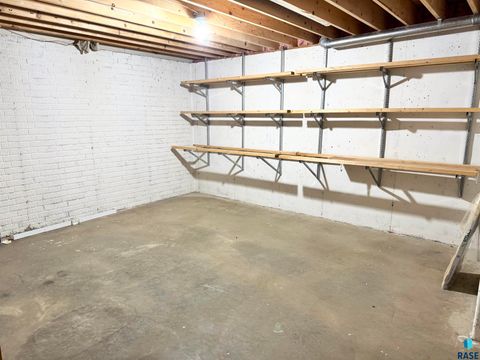 Townhouse in Sioux Falls SD 1805 E 57th St Street 37.jpg