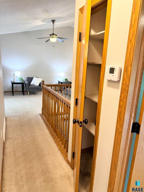 Townhouse in Sioux Falls SD 1805 E 57th St Street 34.jpg