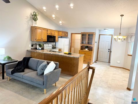 Townhouse in Sioux Falls SD 1805 E 57th St Street 12.jpg