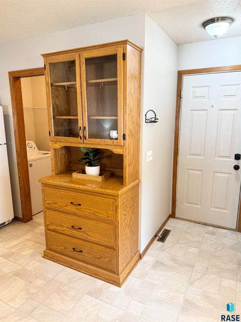 Townhouse in Sioux Falls SD 1805 E 57th St Street 13.jpg