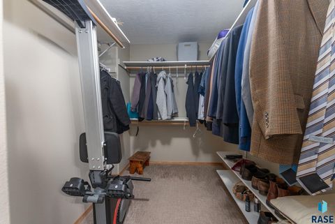 Townhouse in Sioux Falls SD 142 W Doral Ct Court 20.jpg