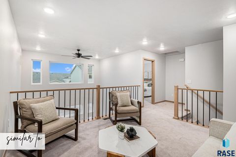 Townhouse in Sioux Falls SD 2513 E Cama Pl Place 2.jpg
