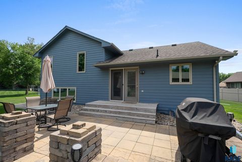 Single Family Residence in Brandon SD 810 S Parkview Cir Circle 23.jpg