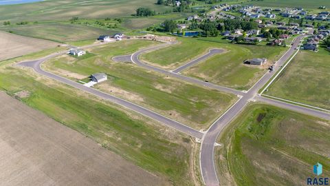 Agriculture in Crooks SD 27 Willow Trl Trail.jpg
