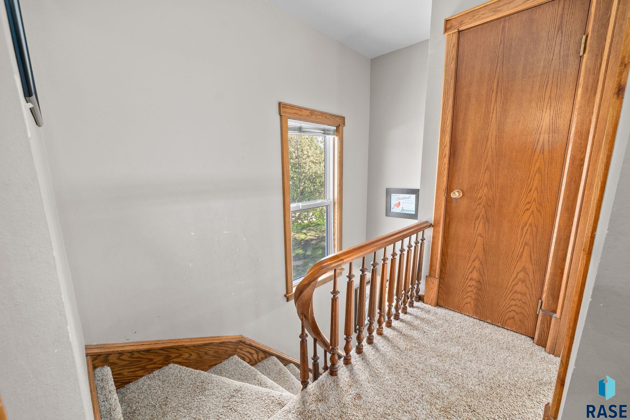 Single Family Residence in Luverne MN 1013 N Blue Mound Ave Avenue 20.jpg