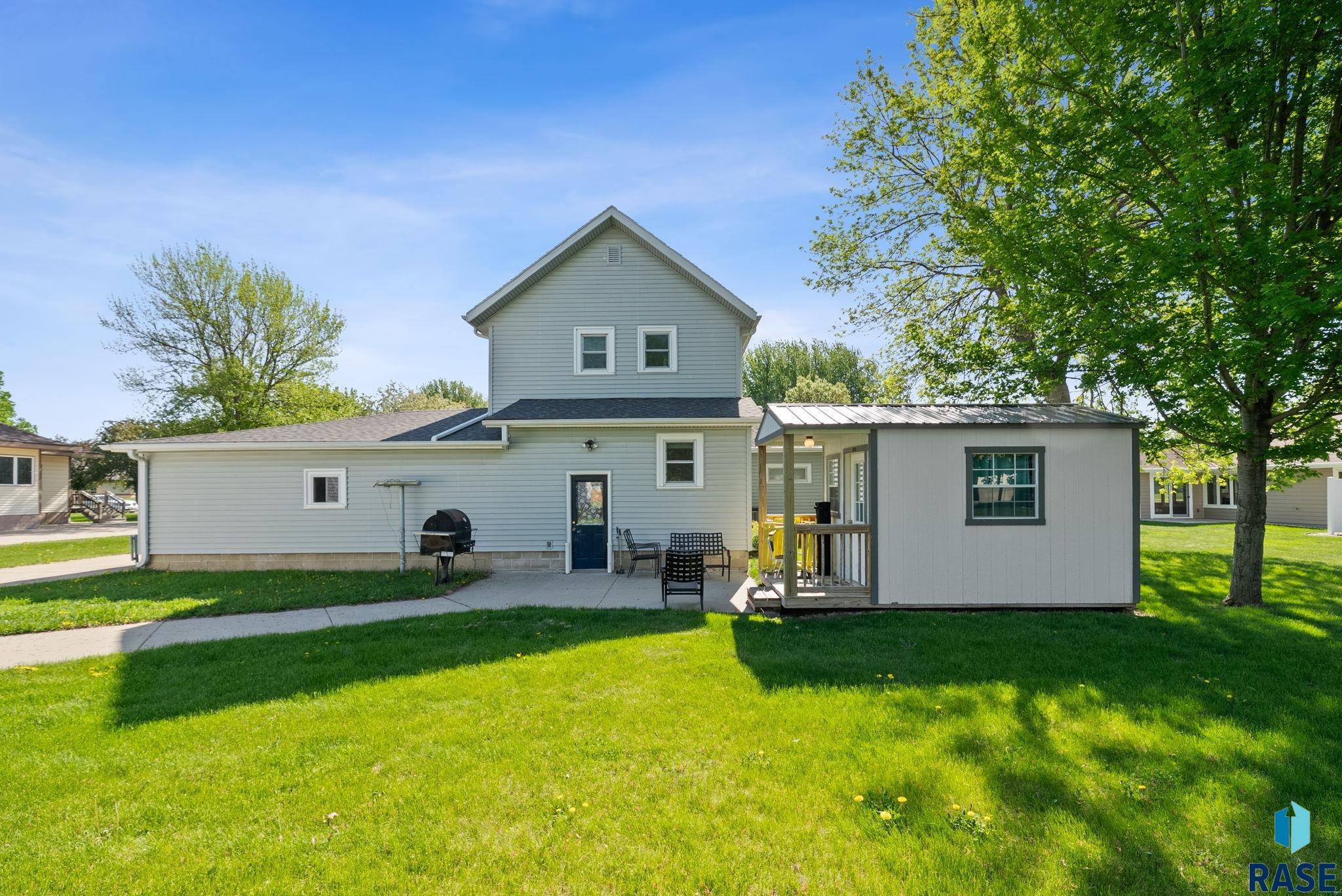 Single Family Residence in Luverne MN 1013 N Blue Mound Ave Avenue 43.jpg