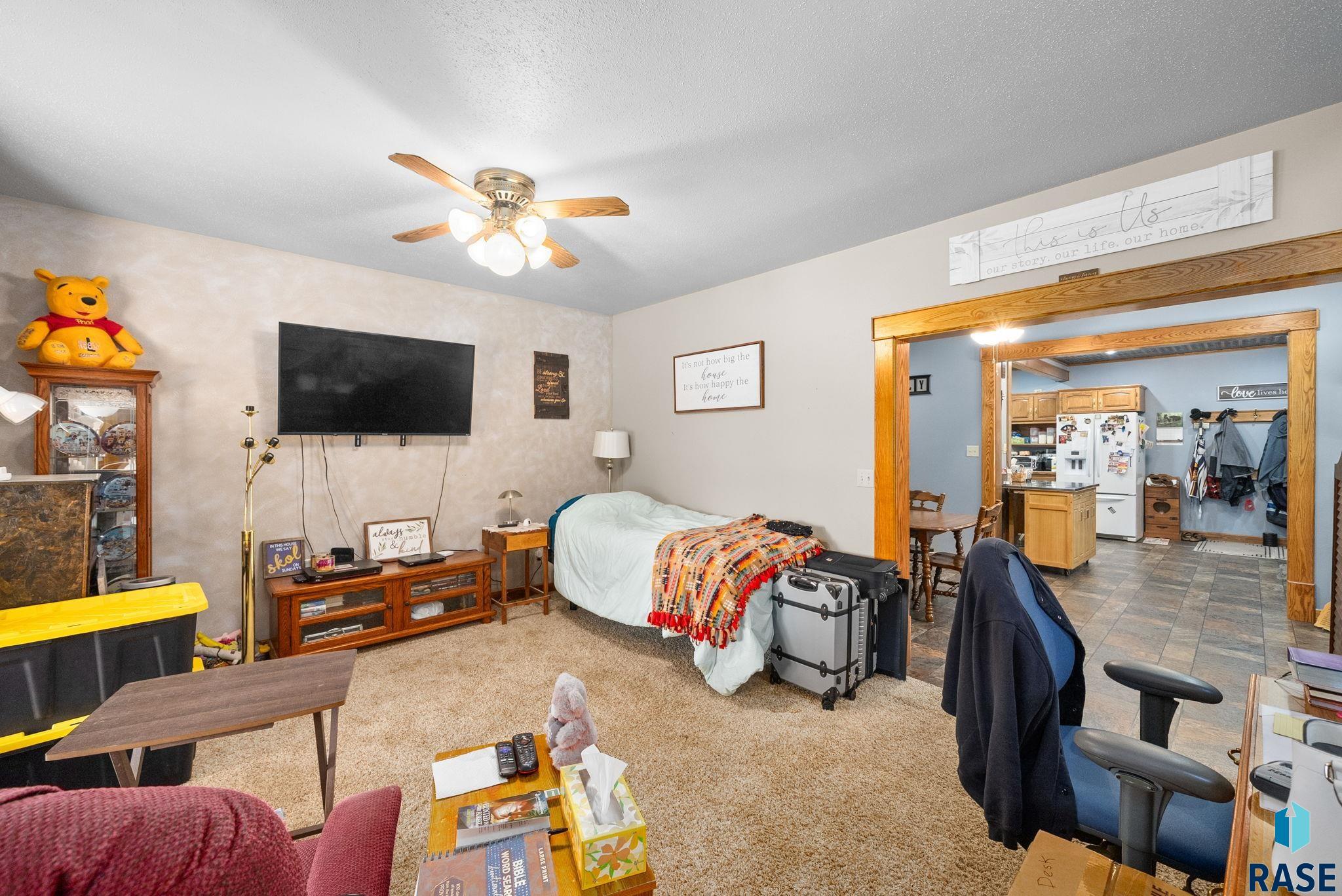 Single Family Residence in Luverne MN 1013 N Blue Mound Ave Avenue 6.jpg