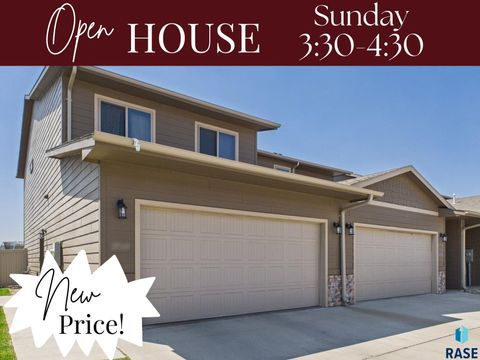 Townhouse in Sioux Falls SD 2560 E Meadowside Pl Place.jpg