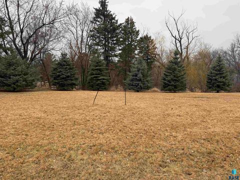  in Sioux Falls SD 308 W Harpel Dr Drive.jpg