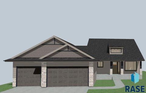 Single Family Residence in Sioux Falls SD 5709 S Spirea Ave Avenue.jpg