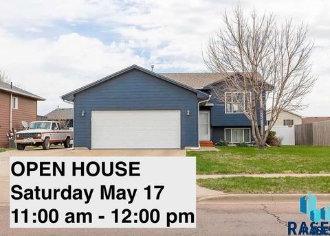 Single Family Residence in Sioux Falls SD 3704 S Klein Ave Avenue.jpg