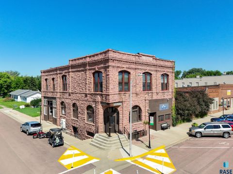 Retail in Hartford SD 101 Suite C N Main Ave Avenue.jpg