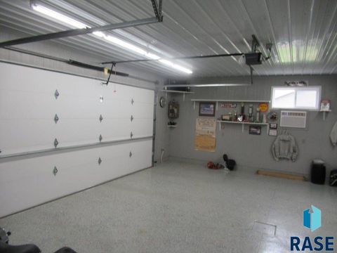 Single Family Residence in Edgerton MN 510 Hillcrest St Street 16.jpg