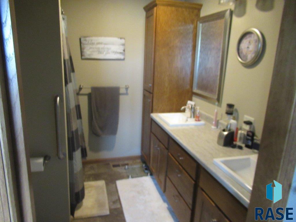 Single Family Residence in Edgerton MN 510 Hillcrest St Street 8.jpg