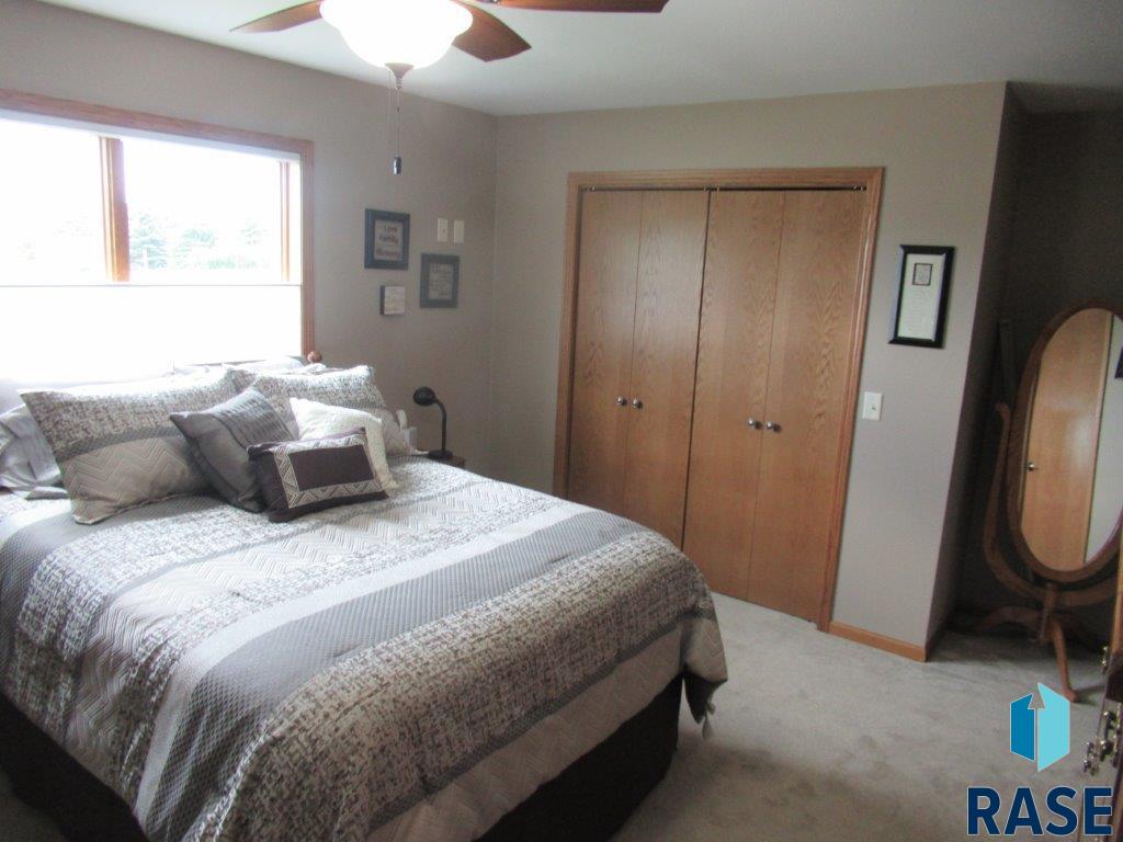 Single Family Residence in Edgerton MN 510 Hillcrest St Street 9.jpg