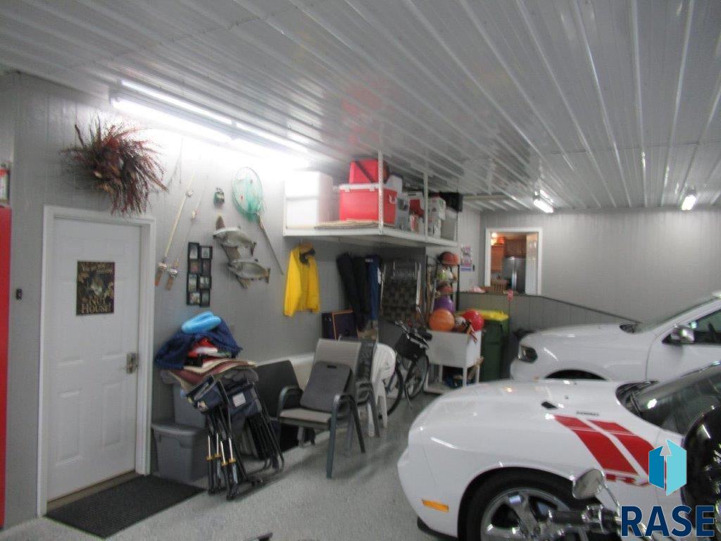 Single Family Residence in Edgerton MN 510 Hillcrest St Street 19.jpg