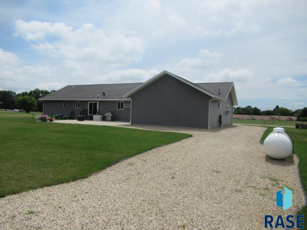 Single Family Residence in Edgerton MN 510 Hillcrest St Street 25.jpg
