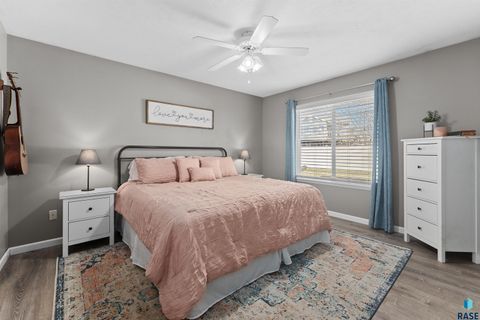 Single Family Residence in Sioux Falls SD 4601 S Key Ave Avenue 11.jpg