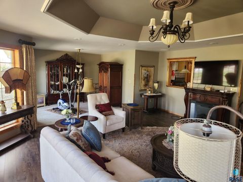 Single Family Residence in Edgerton MN 260 Park Ave Avenue 6.jpg