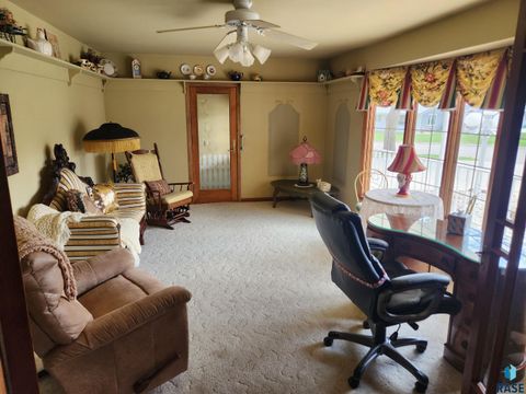 Single Family Residence in Edgerton MN 260 Park Ave Avenue 20.jpg