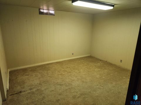Single Family Residence in Edgerton MN 260 Park Ave Avenue 22.jpg