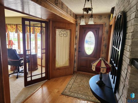 Single Family Residence in Edgerton MN 260 Park Ave Avenue 19.jpg
