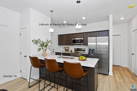 Condominium in Sioux Falls SD 1271 N Marion Rd Road #2 5.jpg
