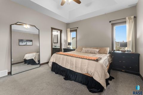 Single Family Residence in Sioux Falls SD 5320 S Solono Ave Avenue 6.jpg