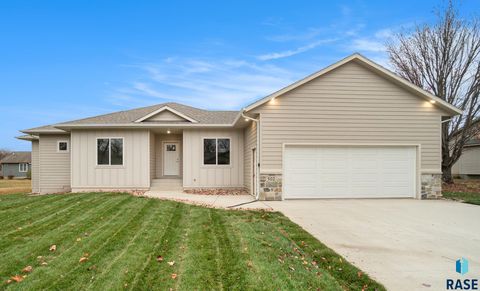 Single Family Residence in Luverne MN 502 Brandenburg St Street.jpg