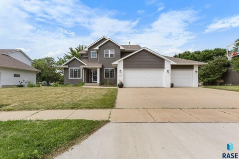Single Family Residence in Sioux Falls SD 6304 S Audie Dr Drive.jpg