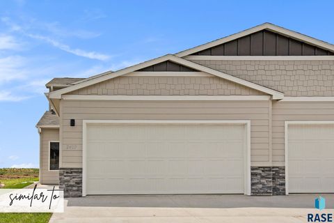 Townhouse in Sioux Falls SD 2507 E Cama Pl Place 16.jpg