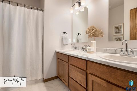 Townhouse in Sioux Falls SD 2507 E Cama Pl Place 8.jpg