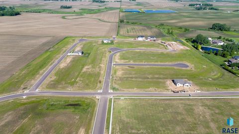 Agriculture in Crooks SD 14 Willow Trl Trail.jpg