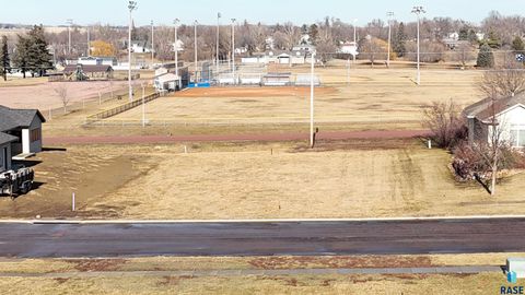  in Garretson SD 804 Jacob Cir Circle.jpg