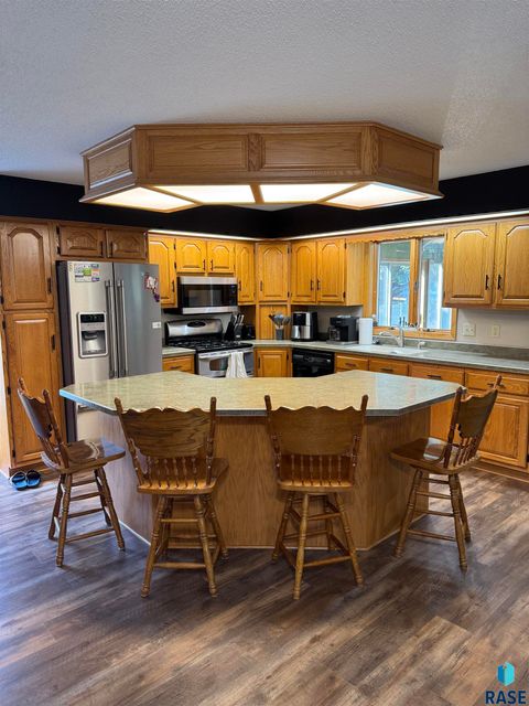 Single Family Residence in Luverne MN 121 S East Park St Street 13.jpg