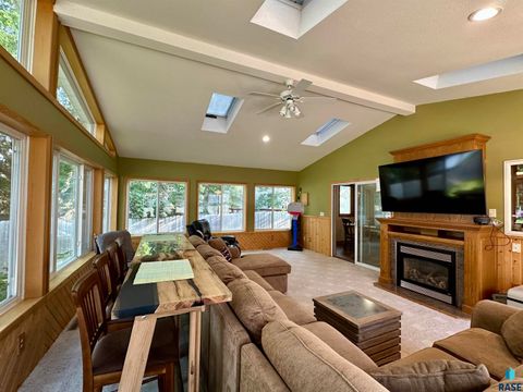 Single Family Residence in Luverne MN 121 S East Park St Street 12.jpg