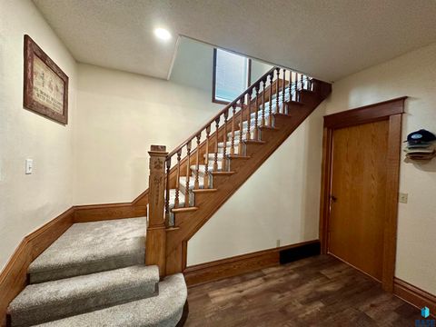 Single Family Residence in Luverne MN 121 S East Park St Street 26.jpg