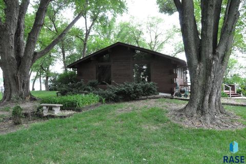 Single Family Residence in Brookings SD 8740 Westview Rd Road.jpg