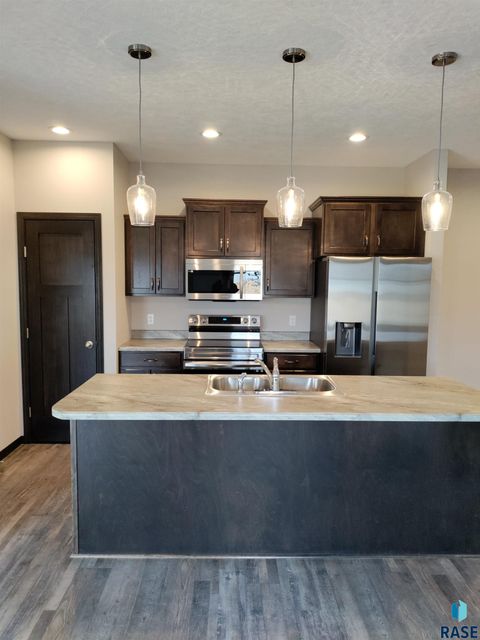 Townhouse in Sioux Falls SD 9402 Dolores Dr Drive.jpg