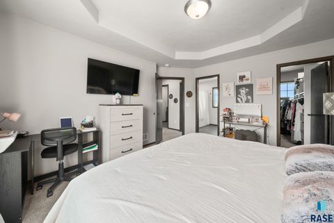 Townhouse in Sioux Falls SD 2554 E Meadowside Pl Place 23.jpg
