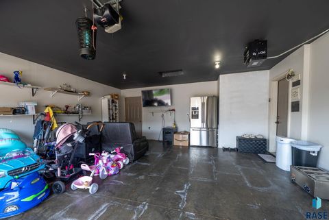 Townhouse in Sioux Falls SD 2554 E Meadowside Pl Place 32.jpg