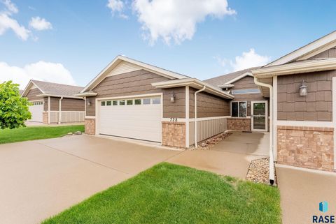 Townhouse in Sioux Falls SD 728 E El Dorado Dr Drive.jpg