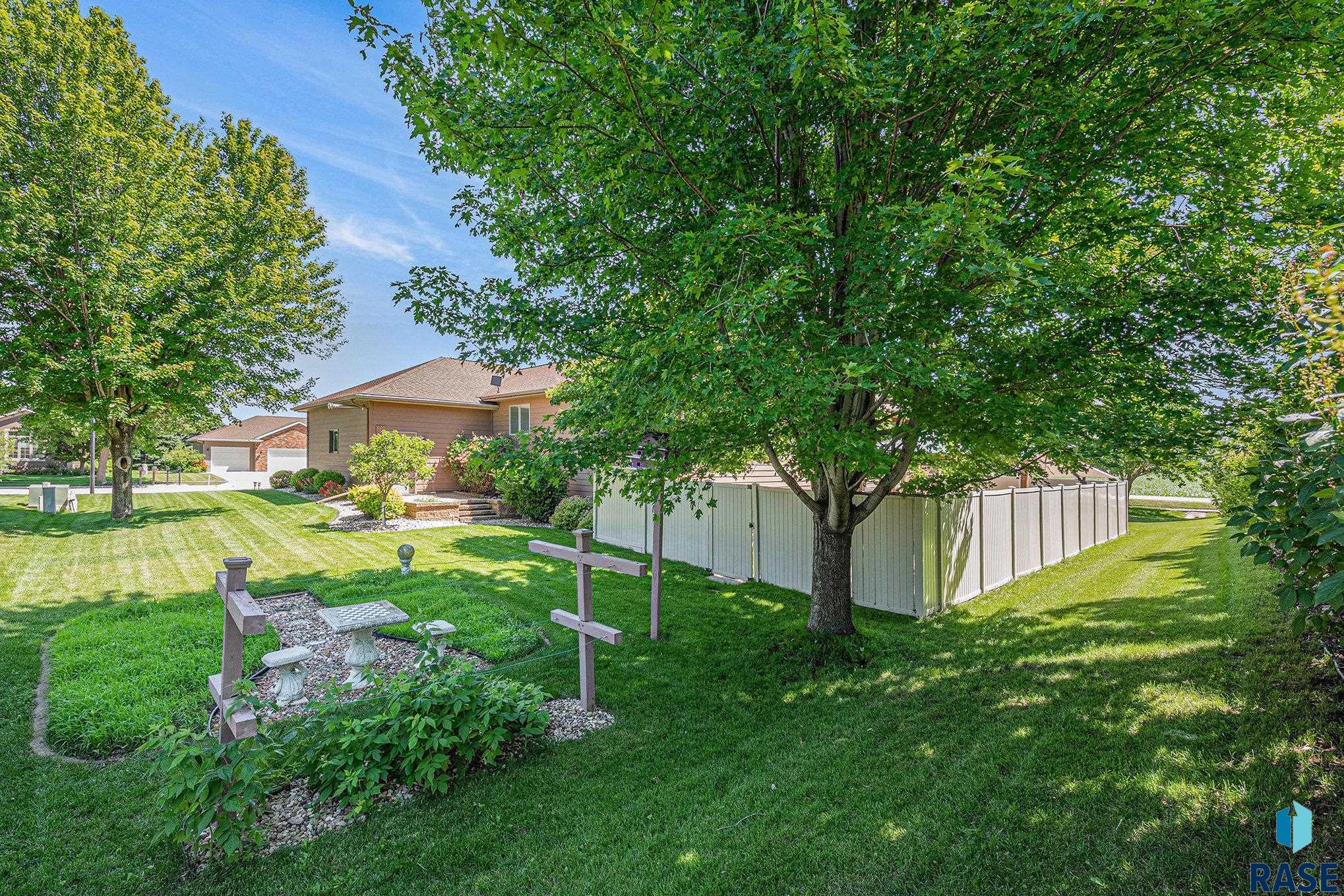 Single Family Residence in Luverne MN 721 Britz Dr Drive 37.jpg