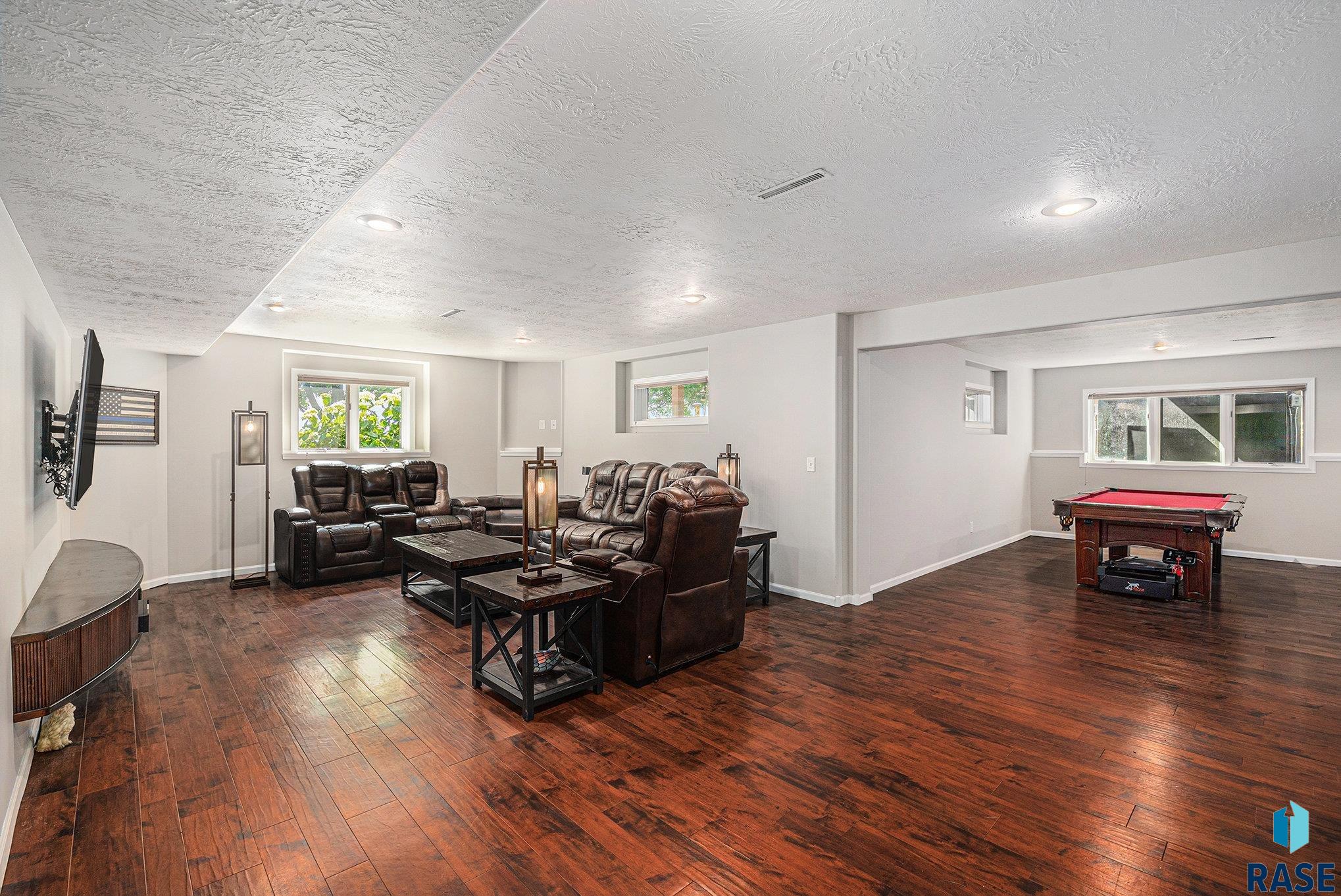 Single Family Residence in Luverne MN 721 Britz Dr Drive 25.jpg